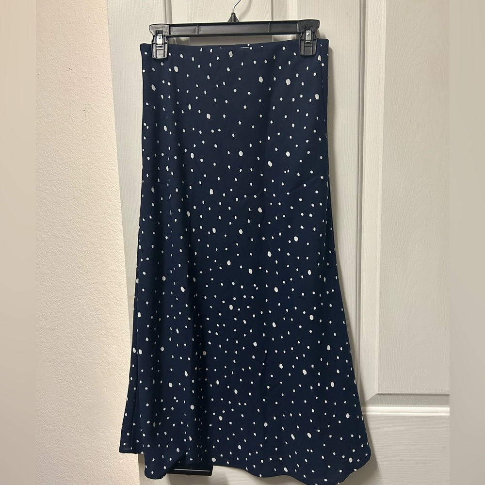 Dotted midi skirt